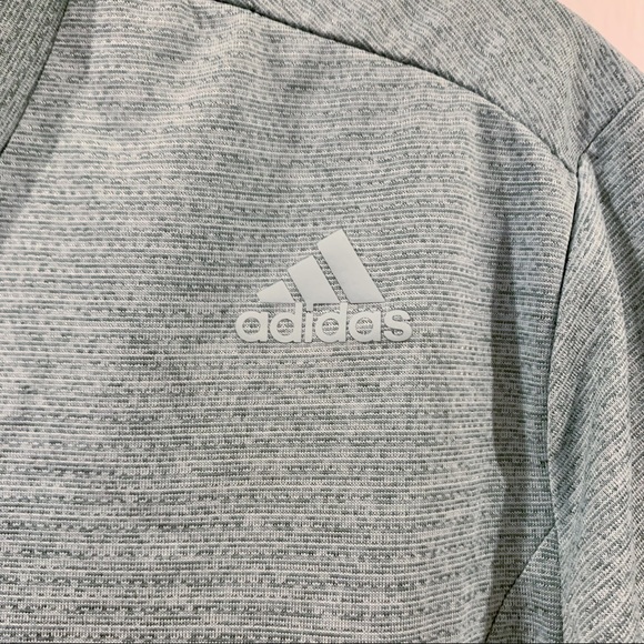 ✨ Adidas Mint Green Climalite V-Neck T-Shirt - L - Picture 4 of 7